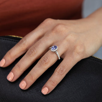 9ct White Gold Tanzanite and Diamond Oval Halo Ring