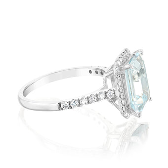 9ct White Gold 2.40ct Aquamarine and 0.36ct Diamond Ring