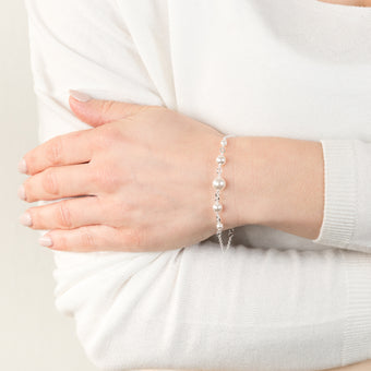 Sterling Silver Pearls On 19cm Bracelet