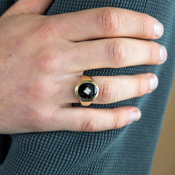 9ct Yellow Gold Black Onyx and Diamond Gents Ring