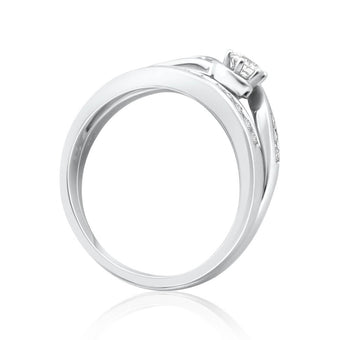 9ct White Gold 2 Ring Bridal Set With 16 Diamonds Totalling 0.5 Carats