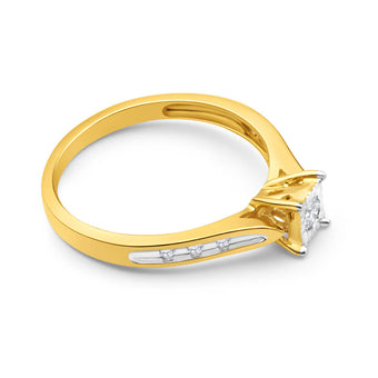 9ct Yellow Gold Ring With 0.15 Carats Of Claw Set Diamonds