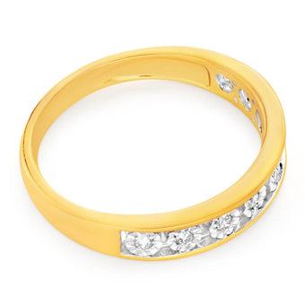 9ct Yellow Gold Diamond Ring Set with 9 Stunning Brilliant Diamonds